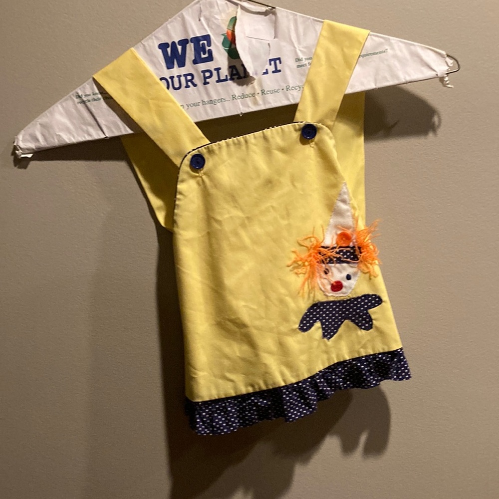 Vintage 1970s baby top. Probably 24 M but really unknown